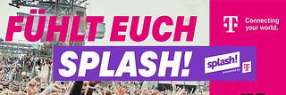Foto von Festival Publikum mit Schriftzug „Fühlt euch splash!“